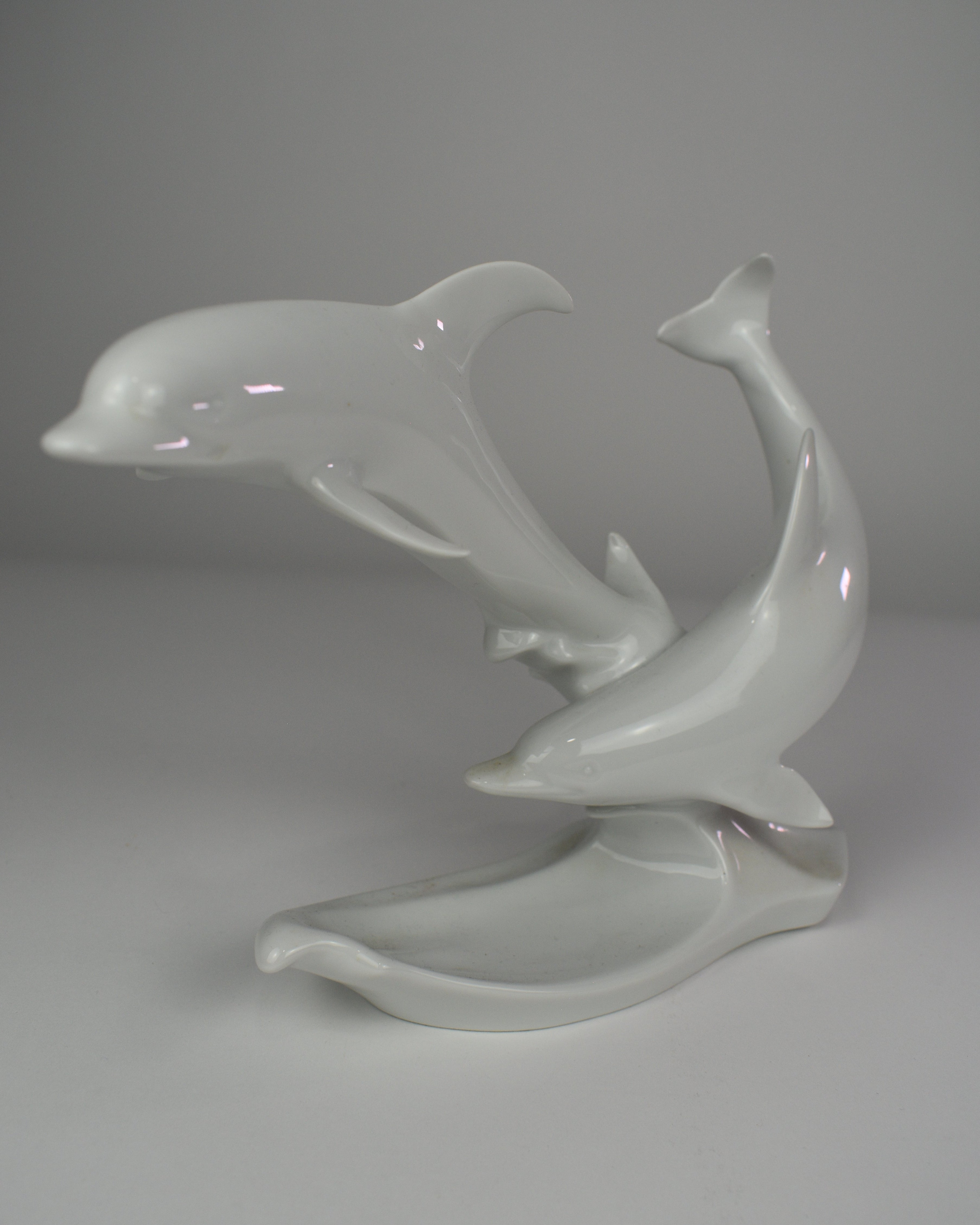 Dolphins Statue